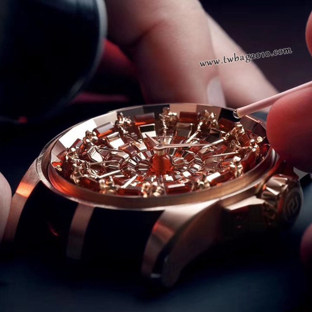 羅傑杜彼ROGER DUBUIS EXCALIBUR王者系系列腕表 圓桌騎士男士腕表  gjs1748